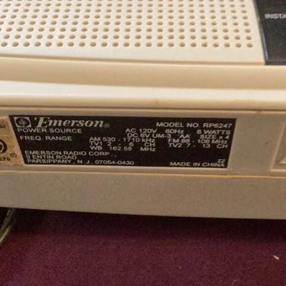 Vintage Emerson Weather Radio Model RP6247 - Picture 3 of 3